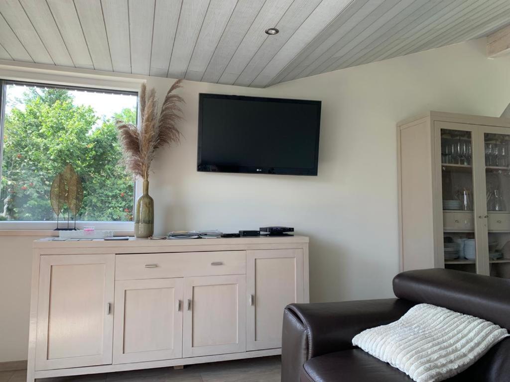 Des Campanules Avec Sauna Chalet